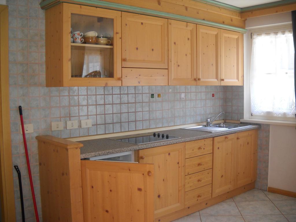Villetta Enrosadira Vigo di Fassa Δωμάτιο φωτογραφία